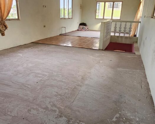HOUSE FOR SALE IN SIPARIA – Fixer Upper on 5,600 Sq. Ft. Freehold Land