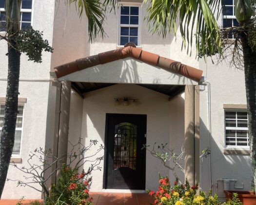 HOUSE FOR SALE IN CHASE VILLAGE – Two-Level 3-Bedroom Home in Gated Ozone Park Community